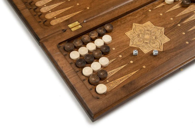 картинка Нарды резные "Золотой узор 3" 50, Mirzoyan от магазина Gamesdealer.ru