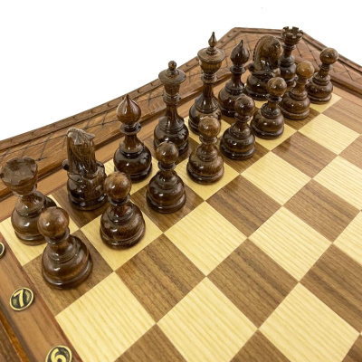 картинка Шахматы резные восьмиугольные в ларце 50, Haleyan от магазина Gamesdealer.ru