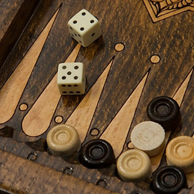 картинка Нарды резные "Золотой Узор 1" 30, Mirzoyan от магазина Gamesdealer.ru