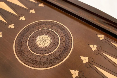 картинка Нарды резные "Лошадь 2", Simonyan от магазина Gamesdealer.ru