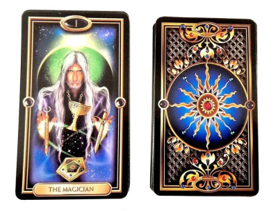 картинка Карты Таро "Gilded Tarot Royale" Reprint / Королевское Золотое Таро TAROMANIA от магазина Gamesdealer.ru