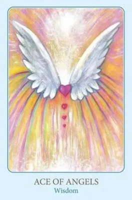 картинка Карты Таро "Tarot of Light" Blue Angel / Таро Света от магазина Gamesdealer.ru