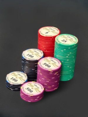 картинка Набор для покера Valentino Poker Room Ceramic на 300 фишек от магазина Gamesdealer.ru