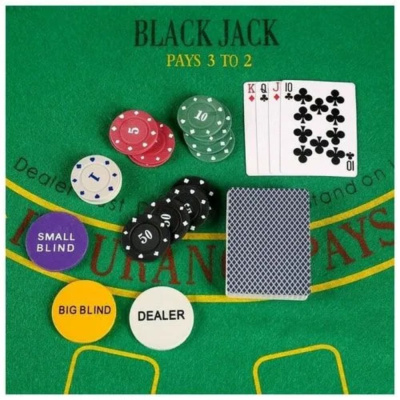 картинка Набор для покера Holdem Light на 300 фишек с номиналом от магазина Gamesdealer.ru