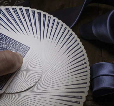 картинка Карты "Theory11 Tycoon blue" от магазина Gamesdealer.ru