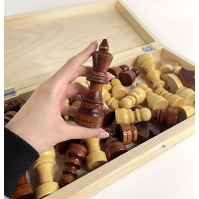 картинка Шахматы "Кировские" большие (Россия, дерево, 43х21.5х6 см) от магазина Gamesdealer.ru