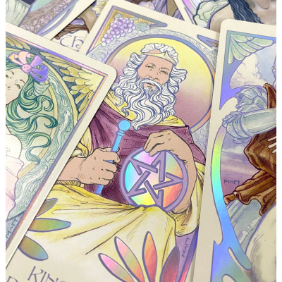 картинка Карты Таро "Ethereal Visions Tarot Luna Edition Deck" от магазина Gamesdealer.ru