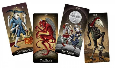 картинка Карты Таро "Deviant Moon Tarot Premier Edition" US Games / Таро Безумной Луны Премьерное издание от магазина Gamesdealer.ru