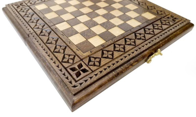 картинка Доска шахматная резная "Роял" 30, Ustyan от магазина Gamesdealer.ru