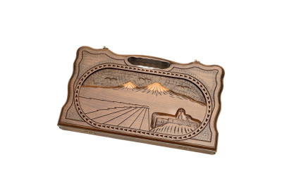 картинка Нарды резные "Арарат и Хор Вирап" с ручкой 40, Haleyan от магазина Gamesdealer.ru