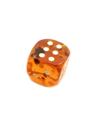 картинка Кости игральные из янтаря 11 мм, 1 шт от магазина Gamesdealer.ru