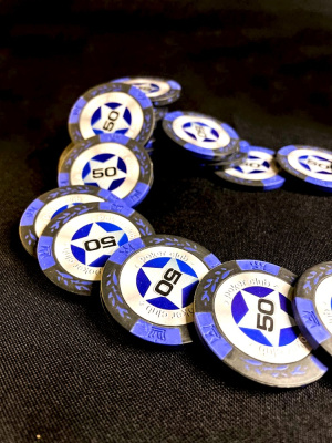 картинка Фишки для игры в покер Black Stars номиналом 50 (25шт) от магазина Gamesdealer.ru
