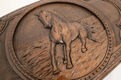 картинка Нарды резные "Лошадь 2", Simonyan от магазина Gamesdealer.ru