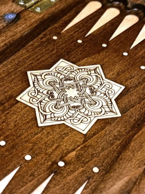 картинка Нарды резные "Золотой Узор 1" 30, Mirzoyan от магазина Gamesdealer.ru