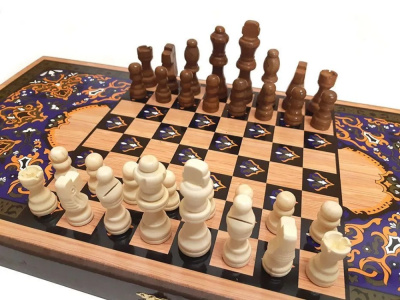 картинка Шахматы + нарды + шашки "Сирия Волк" средние от магазина Gamesdealer.ru