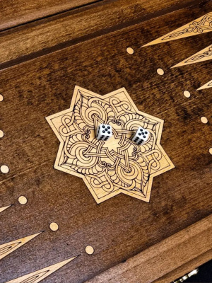 картинка Нарды резные "Золотой Узор 2" 50, Mirzoyan от магазина Gamesdealer.ru