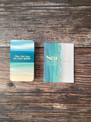 картинка Карты Таро "Sea Soul Journeys Oracle Cards" Welbeck Publishing / Путешествия Морской Души Карты Орак от магазина Gamesdealer.ru