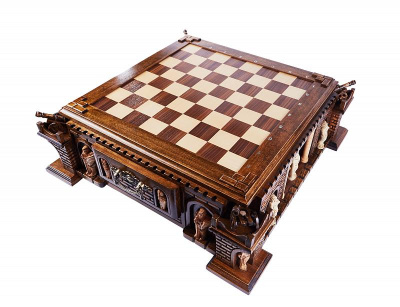 картинка Шахматы резные в ларце "Пушка", Haleyan от магазина Gamesdealer.ru