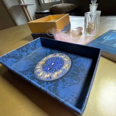 картинка Карты Таро "Venetian Tarot", Tarotmania / Венецианское Таро от магазина Gamesdealer.ru