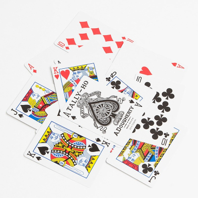 картинка Карты "Tally-Ho Standard Index red/blue Circle " от магазина Gamesdealer.ru