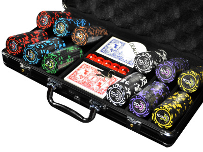 картинка Набор для покера Star dust на 300 фишек от магазина Gamesdealer.ru