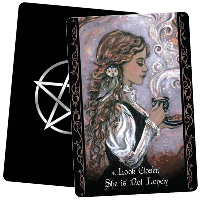 картинка Карты Таро "The Solitary Witch Oracle Cards" Blue Angel / Карты Одинокой Ведьмы-Оракула от магазина Gamesdealer.ru