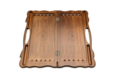 картинка Нарды резные "Лошадь" с ручкой 60, Haleyan от магазина Gamesdealer.ru