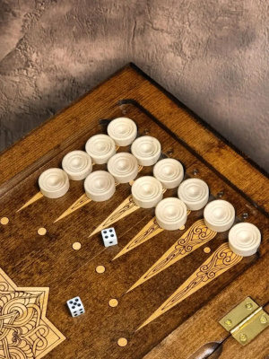 картинка Нарды резные "Золотой Узор 1" 50, Mirzoyan от магазина Gamesdealer.ru