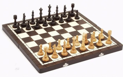 картинка Шахматы "Клубные" 46 см, Madon (деревянные, Польша) от магазина Gamesdealer.ru