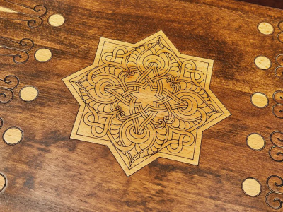 картинка Нарды резные "Золотой Узор 4" 60, Mirzoyan от магазина Gamesdealer.ru