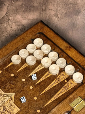 картинка Нарды резные "Золотой Узор 2" 50, Mirzoyan от магазина Gamesdealer.ru