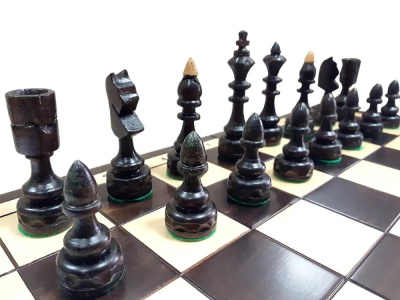 картинка Шахматы "Индия" 46 см, Madon (деревянные, Польша) от магазина Gamesdealer.ru