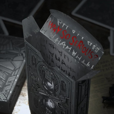 картинка Карты "Theory11 Dark Knight Playing Cards" от магазина Gamesdealer.ru