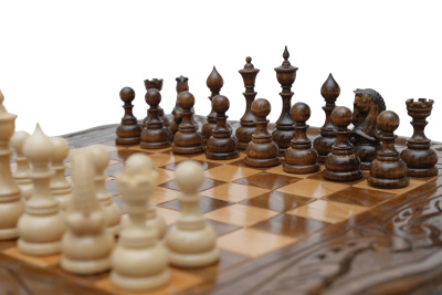 картинка Шахматы + Нарды резные c Араратом 50, Haleyan от магазина Gamesdealer.ru