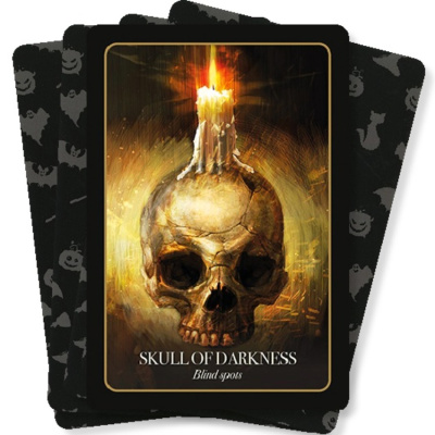 картинка Карты Таро "The Halloween Oracle cards" Blue Angel / Карты Оракула на Хэллоуин от магазина Gamesdealer.ru