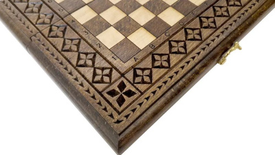 картинка Доска шахматная резная "Роял" 30, Ustyan от магазина Gamesdealer.ru