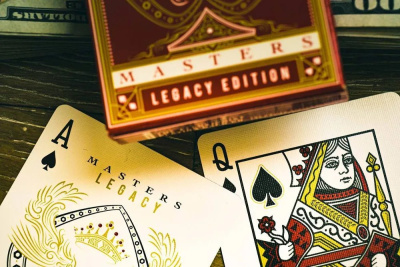 картинка Карты "Ellusionist Legacy Master Red" от магазина Gamesdealer.ru