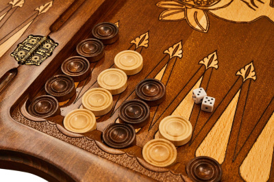 картинка Шахматы + нарды резные "Неркени" 60, с ручкой, Haleyan от магазина Gamesdealer.ru