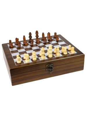 Комплект игр 2 в 1 в деревянном футляре (покер, шахматы), 24х24х7 см