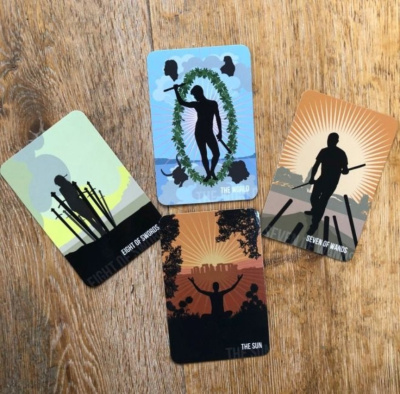 картинка Карты Таро "Spirit Within Tarot" RED Feather / Дух в Таро  от магазина Gamesdealer.ru