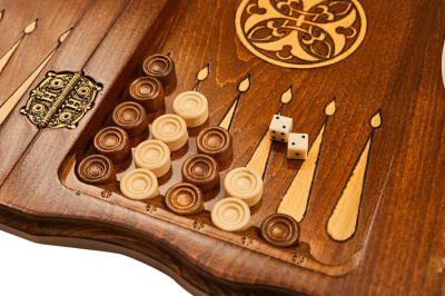 картинка Шахматы + нарды резные 40 с ручкой, Haleyan от магазина Gamesdealer.ru