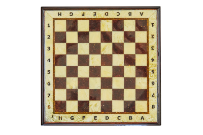 картинка Шахматный ларец из янтаря с доской малый (дуб) 27*27 от магазина Gamesdealer.ru