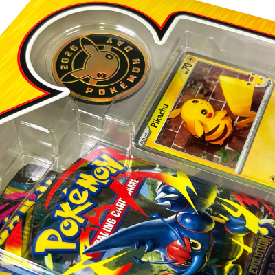 картинка Pokemon Scarlet & Violet: Pokemon Day 2026 Collection Box (ENG) Коллекционный набор 30 лет Покемон от магазина Gamesdealer.ru