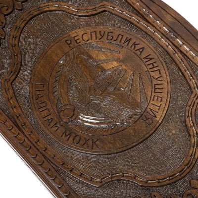 картинка Нарды резные "Герб Ингушетии", Rasulov от магазина Gamesdealer.ru
