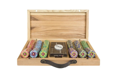 картинка Набор для покера EPT Ceramic на 300 фишек в кейсе из ясеня v2, Partida от магазина Gamesdealer.ru