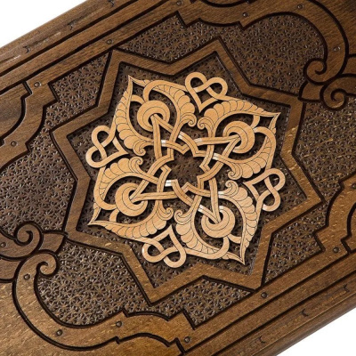 картинка Нарды резные "Золотой Узор 3", Mirzoyan от магазина Gamesdealer.ru