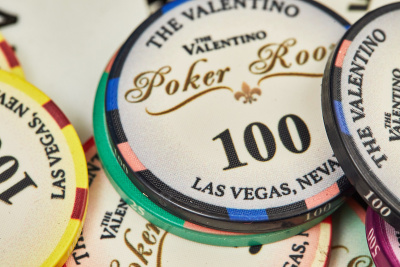 картинка Набор для покера Valentino Poker Room Ceramic на 1000 фишек от магазина Gamesdealer.ru