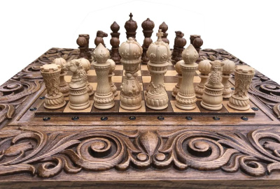 картинка Шахматы резные в ларце "Имперские", Armenakyan от магазина Gamesdealer.ru