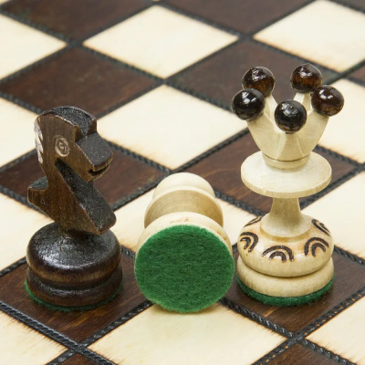 картинка Шахматы "Изумруд" средние, Madon от магазина Gamesdealer.ru