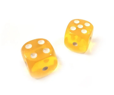 картинка Комплект костей из янтаря 15мм медовые 2 шт магазин Gamesdealer.ru являющийся официальным дистрибьютором в России  картинка Комплект костей из янтаря 15мм медовые 2 шт от магазина Gamesdealer.ru